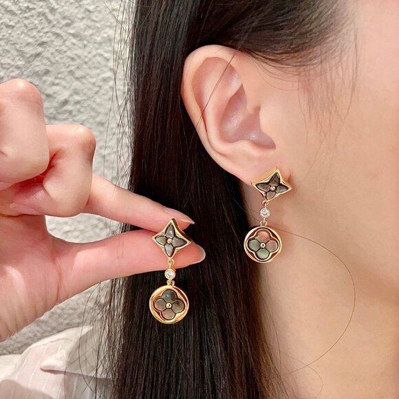 Louis Vuitton earrings - Picture 3 of 5